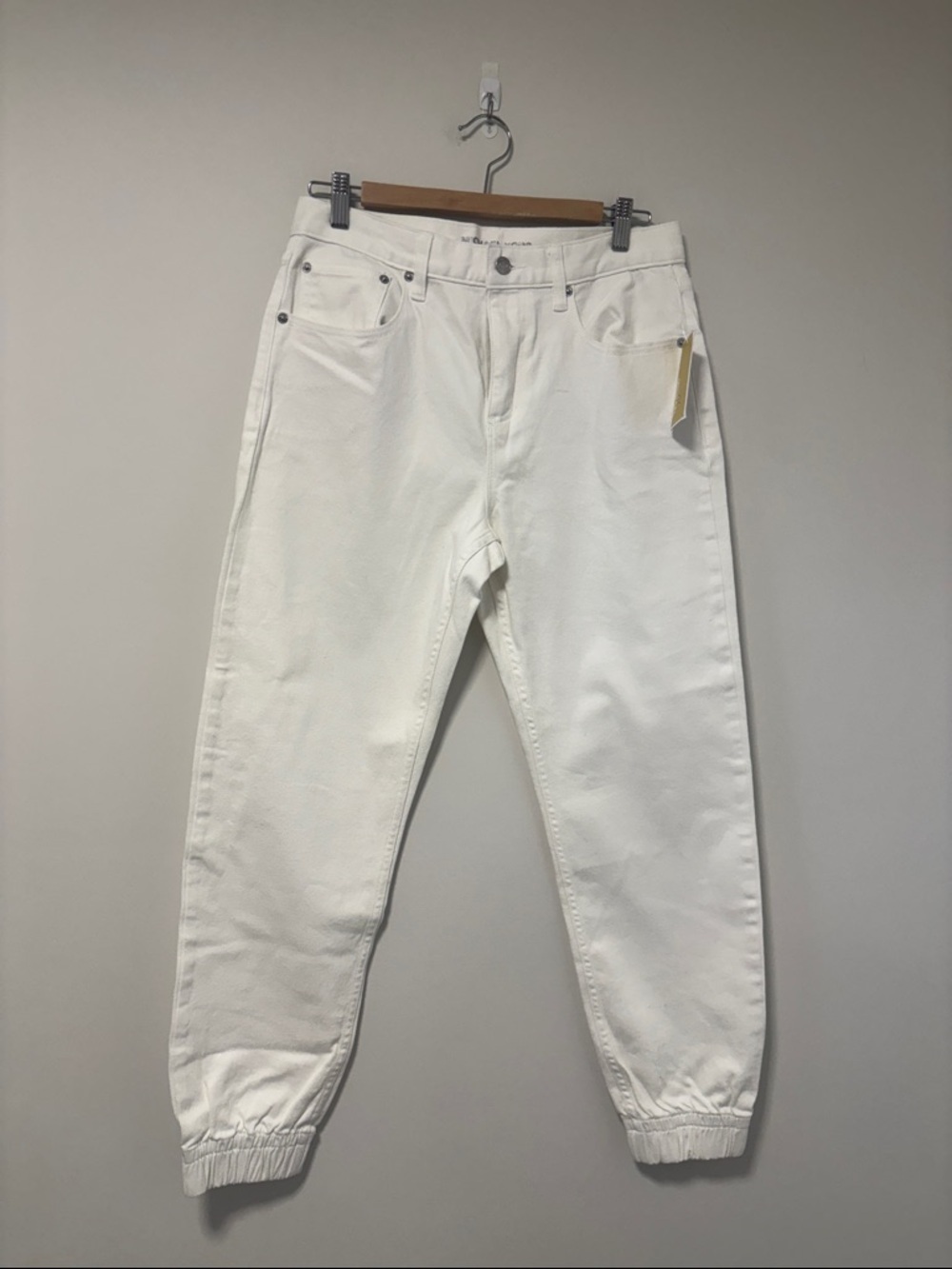 NWT Michael Kors White Jeans with Elastic Cuffs
